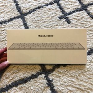 Apple Magic Keyboard, NWT